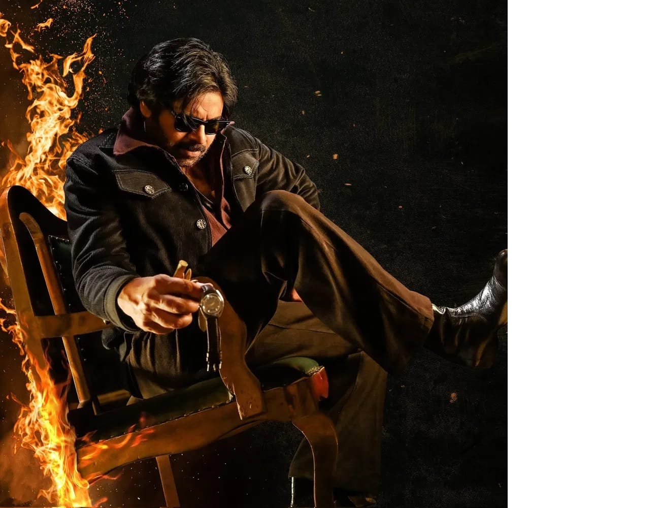 ప్రస్తుతం, "OG" తాజా షెడ్యూల్ బ్యాంకాక్‌తో పాటు థాయ్‌లాండ్‌లో కూడా జరుగుతుందని చిత్రయూనిట్ వెల్లడించింది. ఇప్పటికే టీం అక్కడ ల్యాండవ్వడమే కాదు, పవన్ లేని సీన్స్‌ని కూడా చిత్రీకరిస్తున్నారు. డిసెంబర్ చివర్లో పవన్ కళ్యాణ్ షూట్‌లో జాయిన్ అయ్యే అవకాశం ఉన్నట్లు తెలుస్తోంది. ఇంకా, "హరిహర వీరమల్లు" సినిమాను కూడా త్వరగా పూర్తిచేసేందుకు ప్రయత్నాలు చేస్తున్నట్లు సమాచారం. ఈ నేపథ్యంలో, 2025లో పవన్ కళ్యాణ్ నుండి రెండు సినిమాలు రానున్నట్లు తెలుస్తోంది.