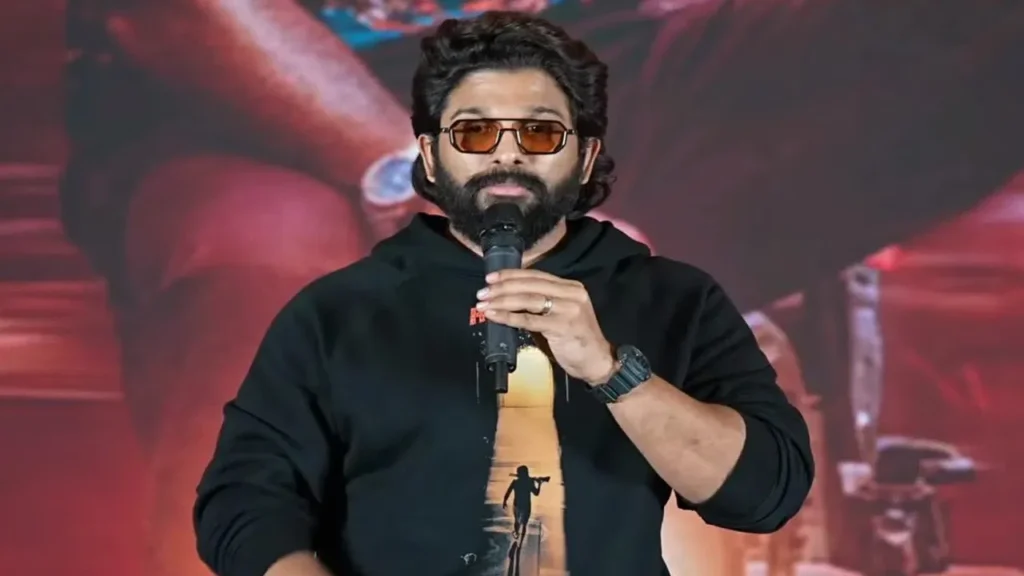శ్రీతేజ్ చికిత్సలో అవసరమైన అత్యంత ఖరీదైన ఇంజెక్షన్ సింగపూర్ నుంచి తెప్పించడంతో పాటు, వైద్య సేవలకు ఎలాంటి ఆర్థిక ఇబ్బంది కలగకుండా ముందడుగు వేశారు. హీరో అల్లు అర్జున్ ఇటీవల 25 లక్షల రూపాయల సహాయం ప్రకటించడమే కాకుండా, భవిష్యత్లో కూడా ఎలాంటి అవసరం ఉన్నా అండగా ఉంటానని తెలిపారు.